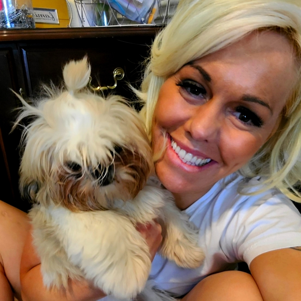 Meet your Posher, Hailey